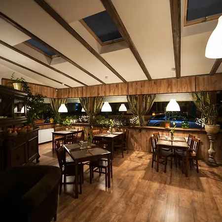 Apartmanhotel Rezydent 3*