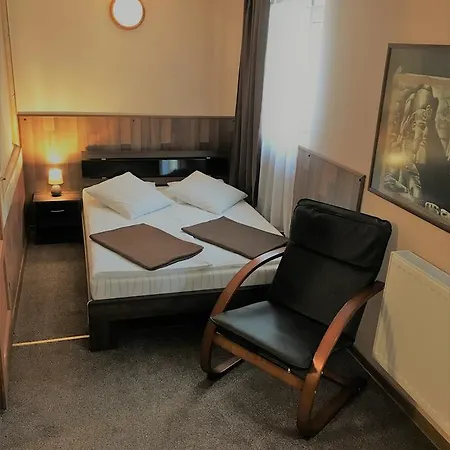 Apartmanhotel Rezydent 3*